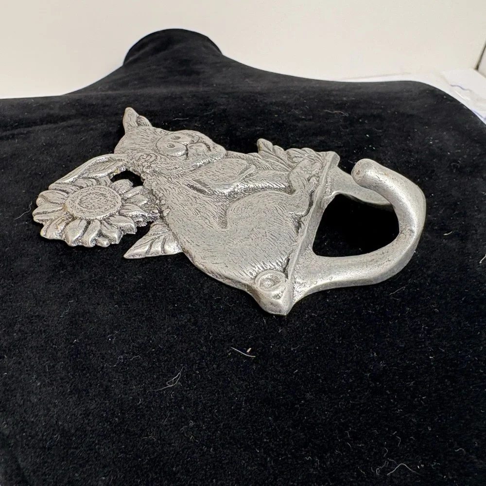 Vintage Carson Pewter Pig with Sunflower Wall Hook